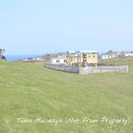 D59 Estuary View, Riviere Towans * Hayle